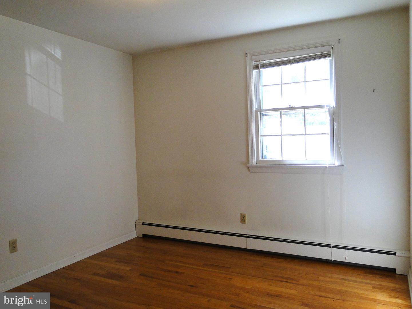 325 10th. St S Property Photo 20