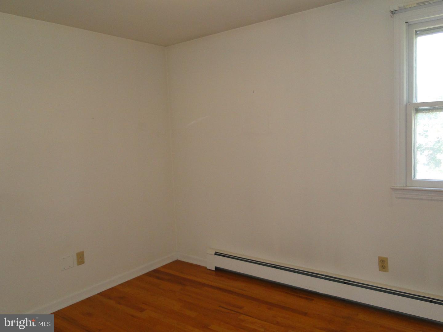 325 10th. St S Property Photo 24