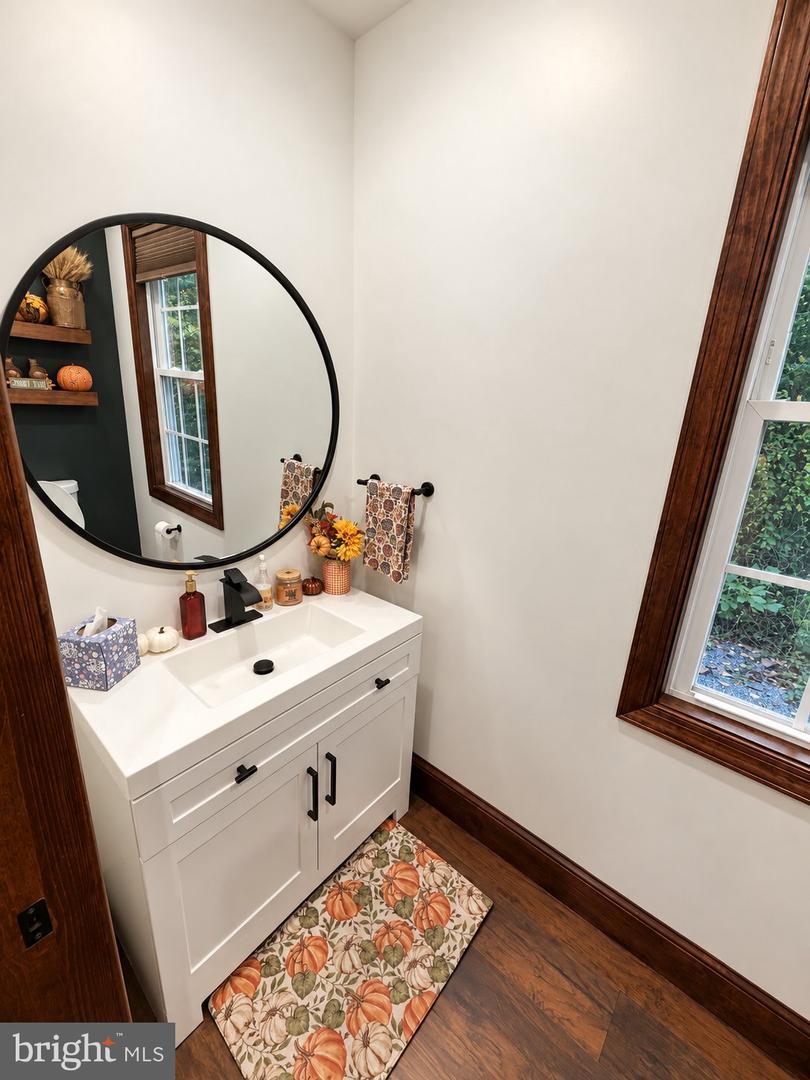 5309 Lehnenberg Rd Property Photo 18