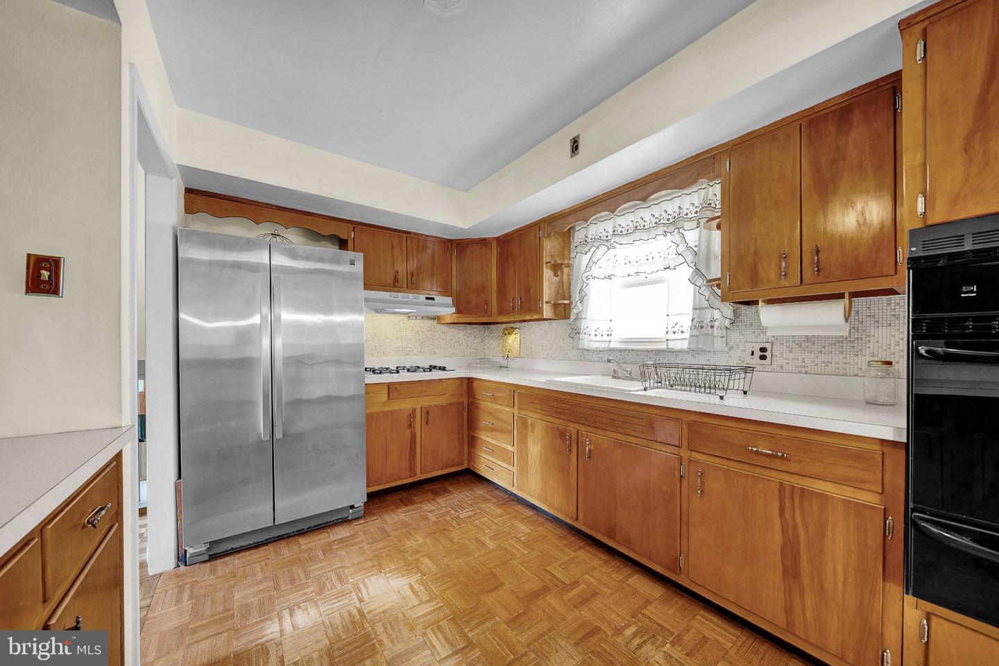 694 Glen Rd Property Photo 35