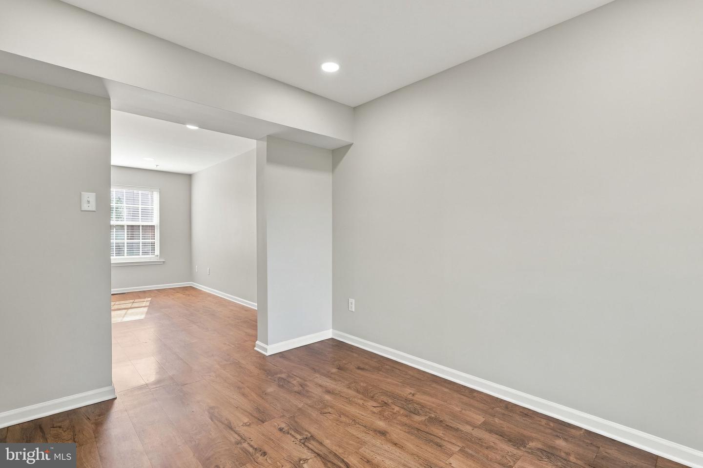 213 Tanager Ct #258 Property Photo 5
