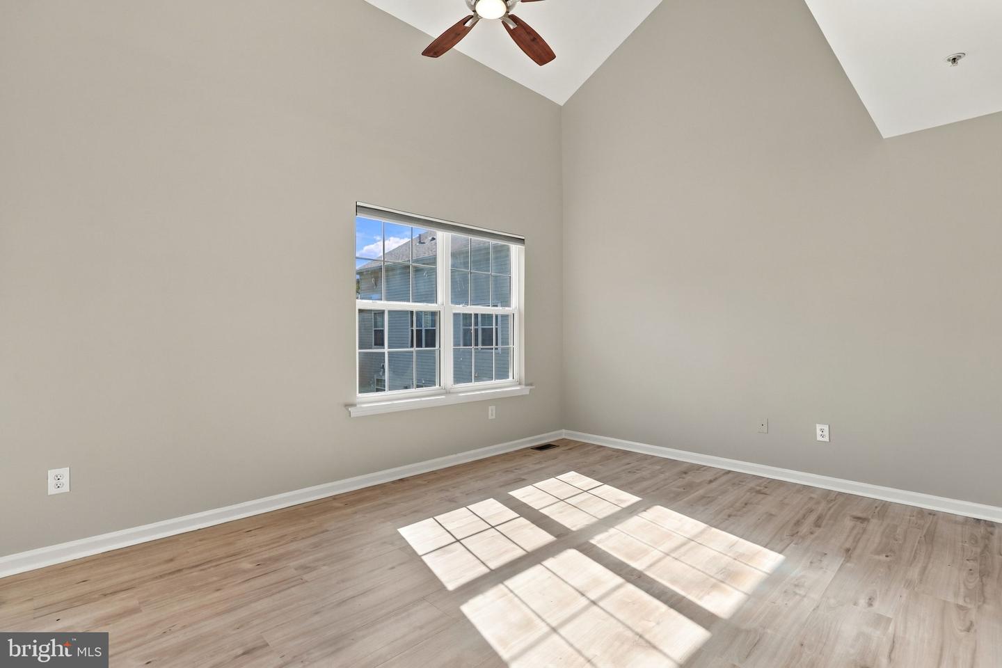 213 Tanager Ct #258 Property Photo 14