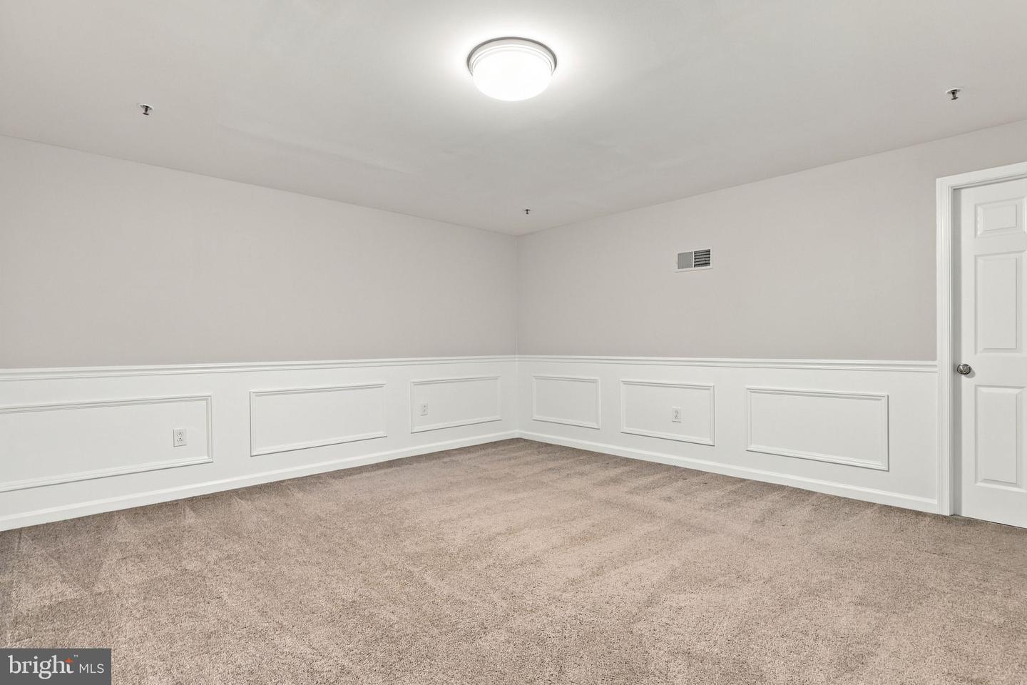213 Tanager Ct #258 Property Photo 25
