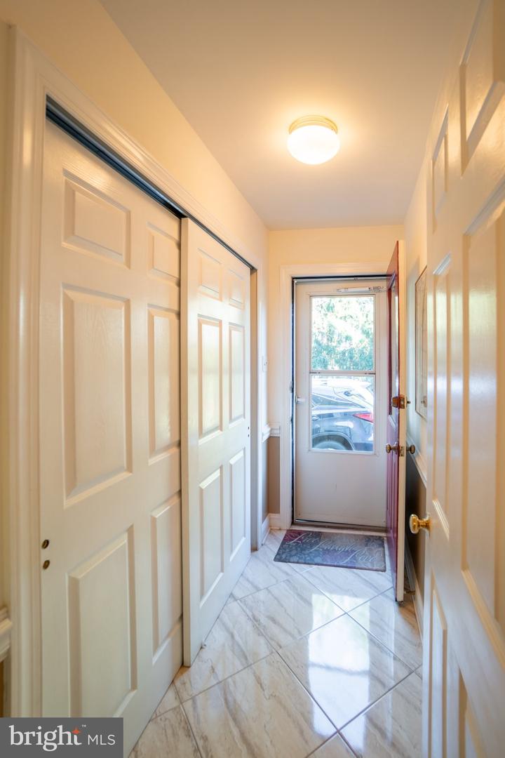 1066 N Kimbles Rd Property Photo 15