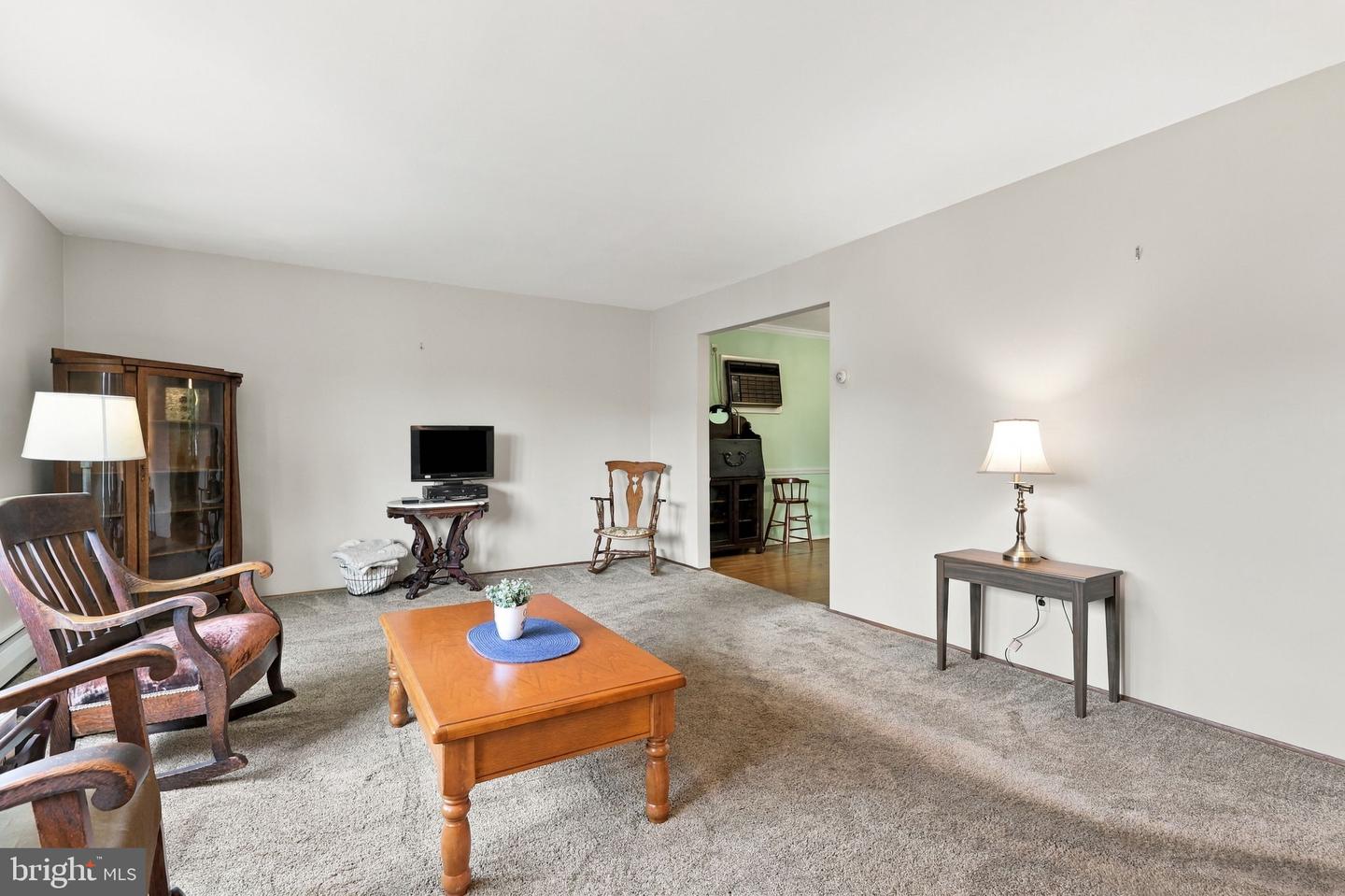 177 Share Dr Property Photo 7