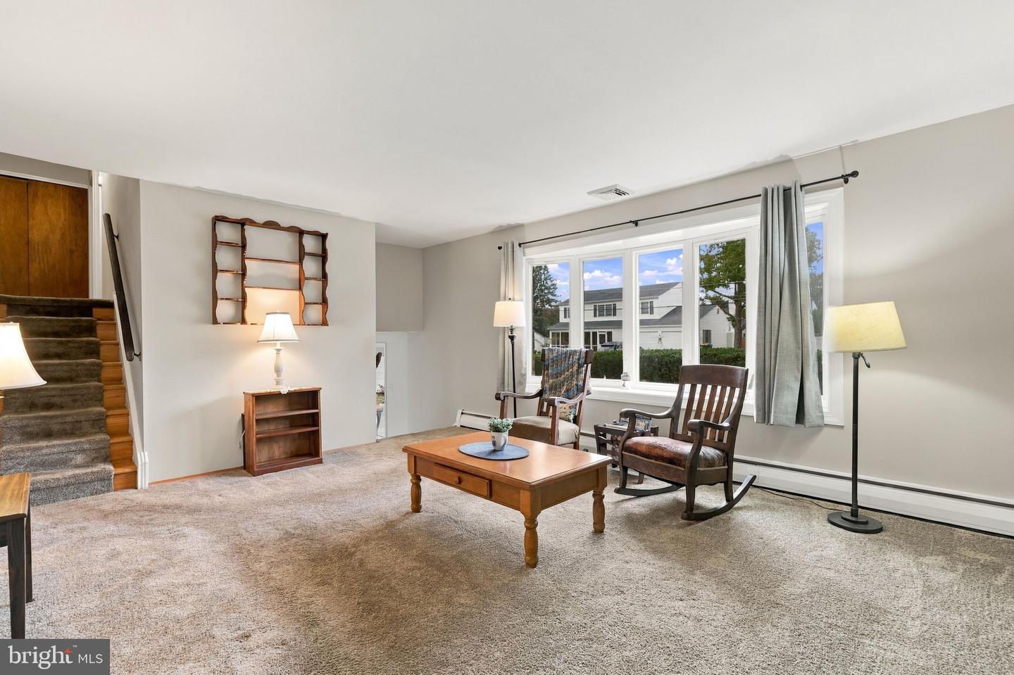 177 Share Dr Property Photo 9