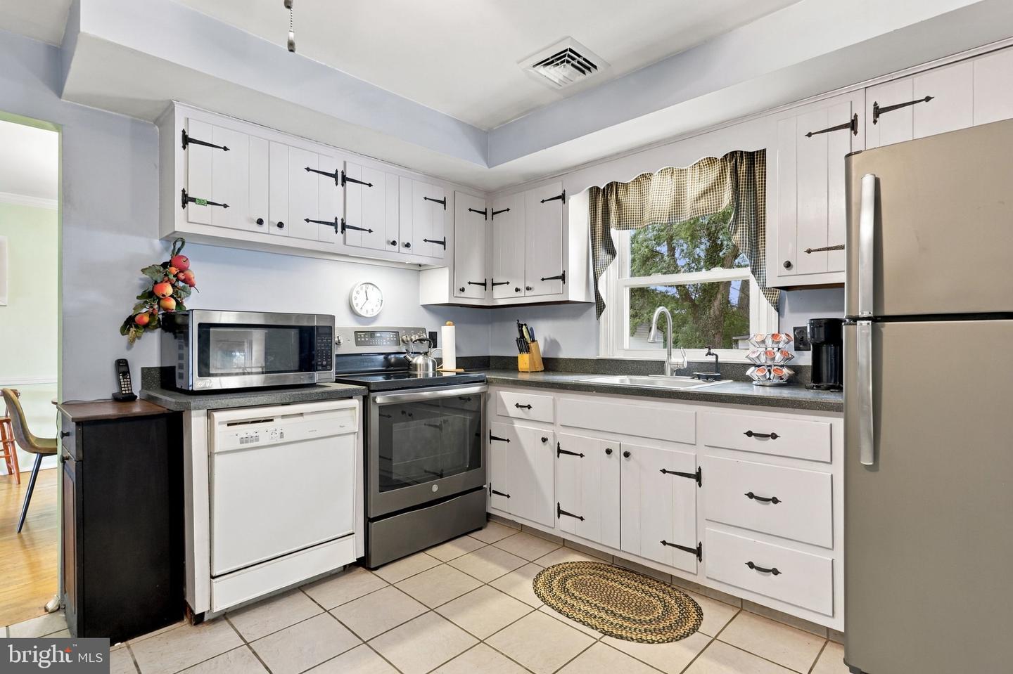 177 Share Dr Property Photo 11