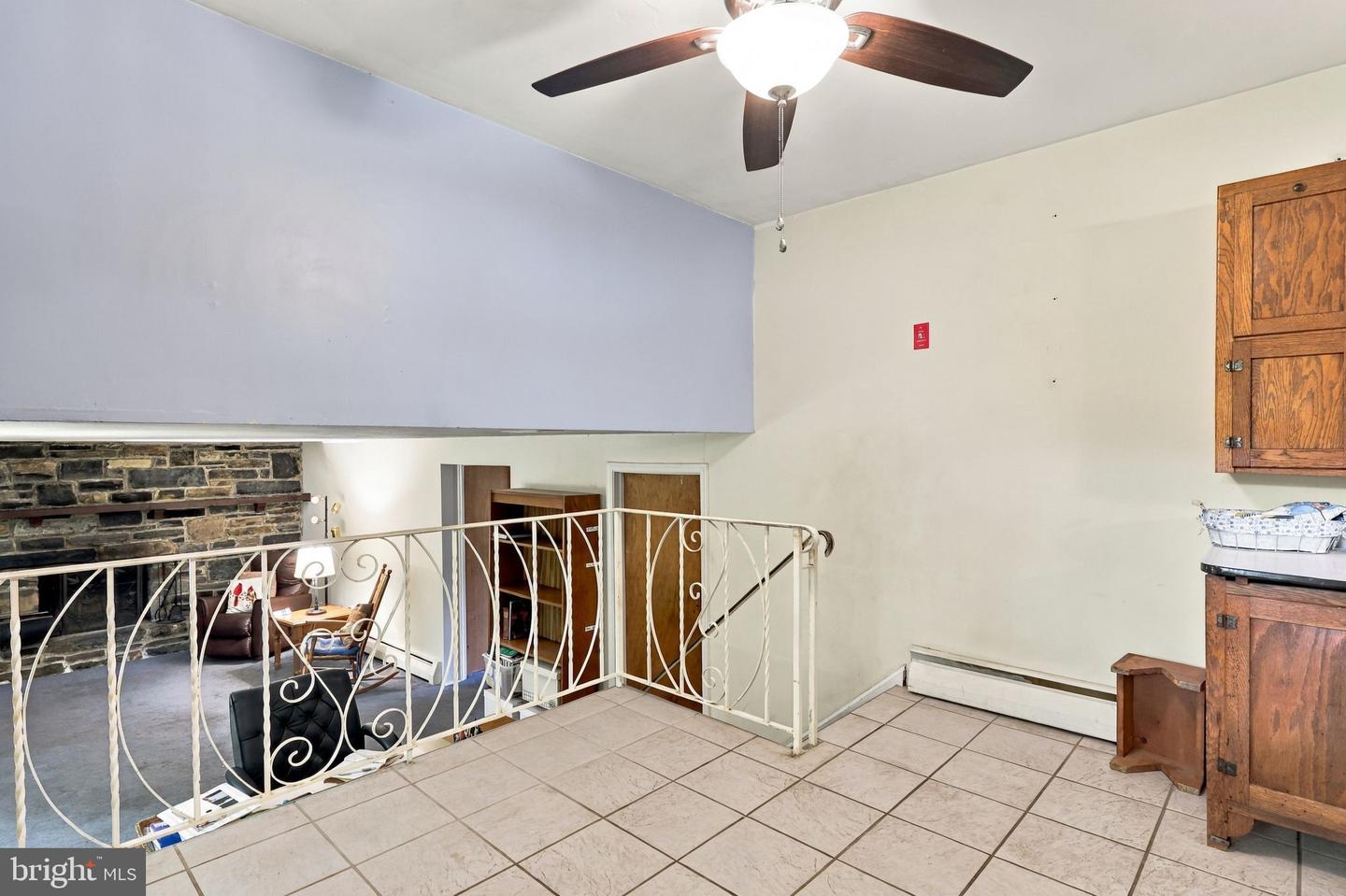 177 Share Dr Property Photo 13