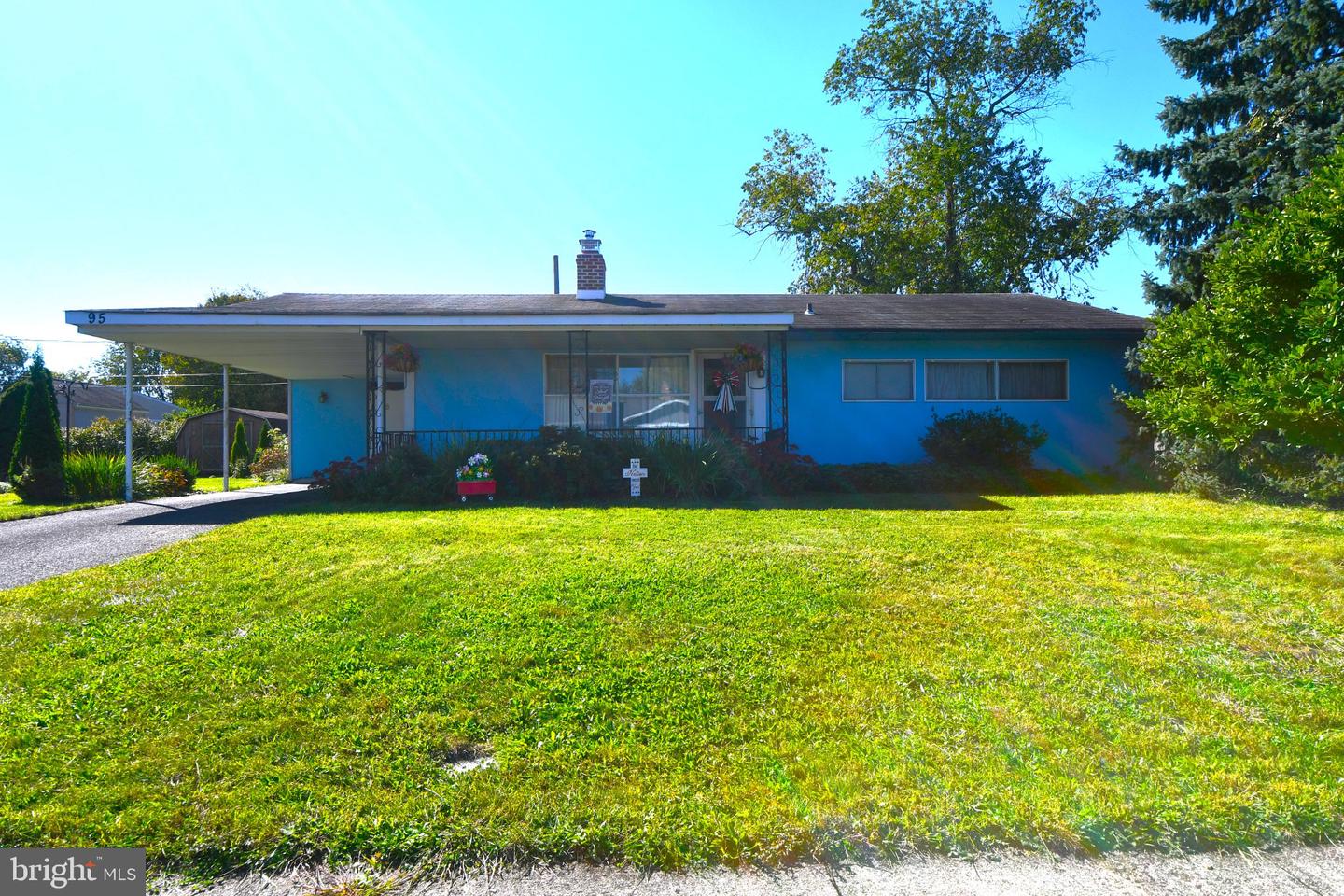95 Daffodil Ln Property Photo 1