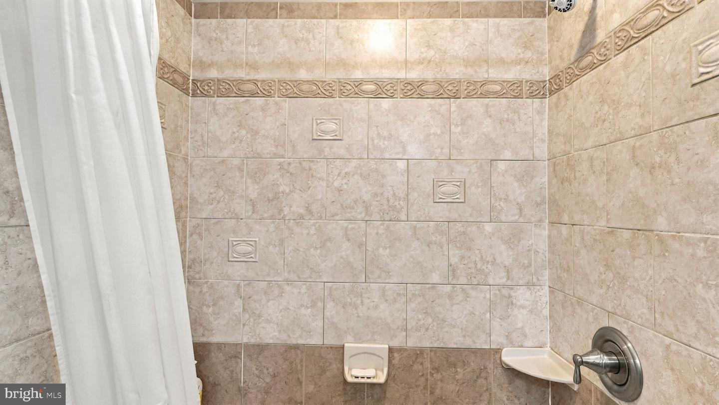 2304 Waterford Rd #199 Property Photo 24