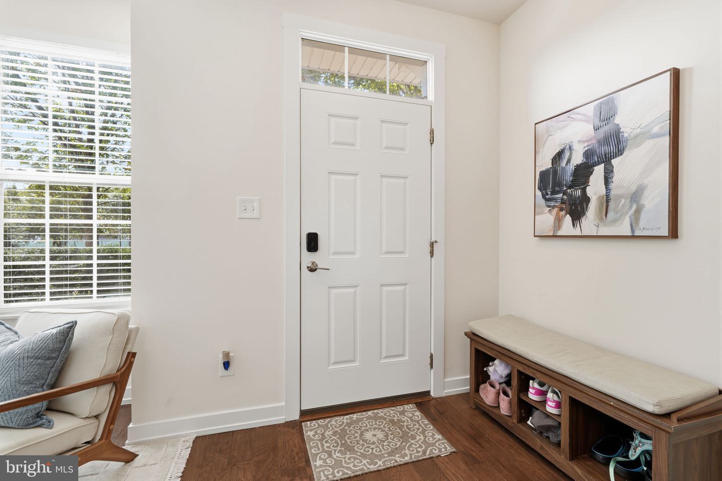 131 Equestrian Row Property Photo 6