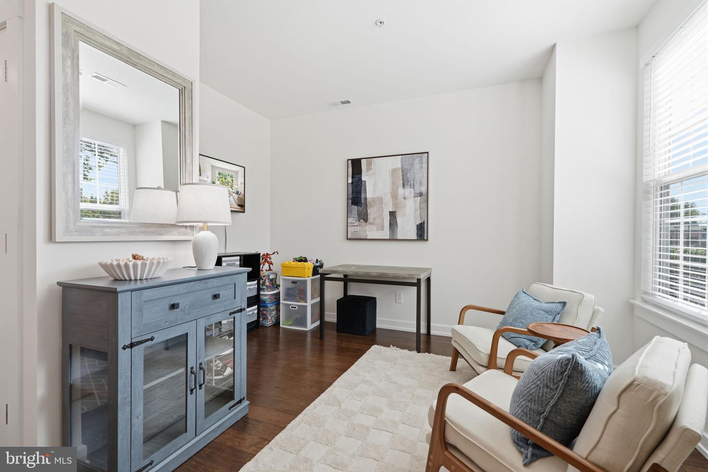 131 Equestrian Row Property Photo 7