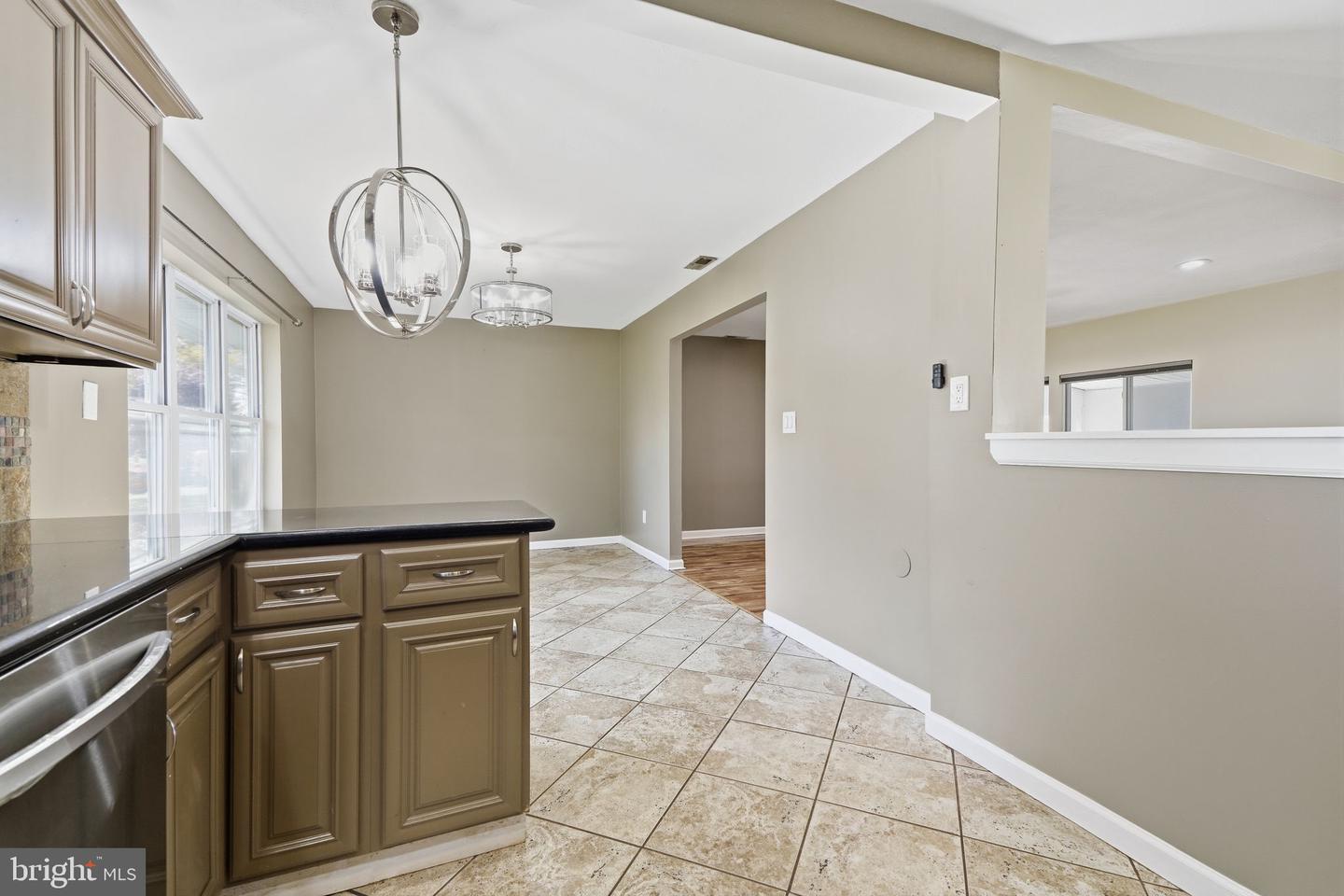 56 N Northpark Dr Property Photo 16