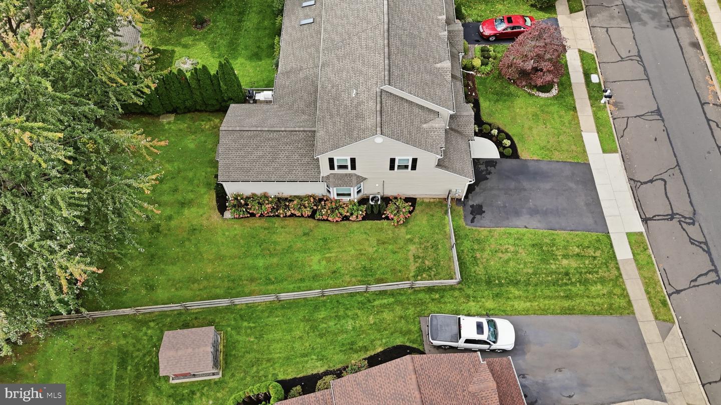 181 N Timber Rd Property Photo 52