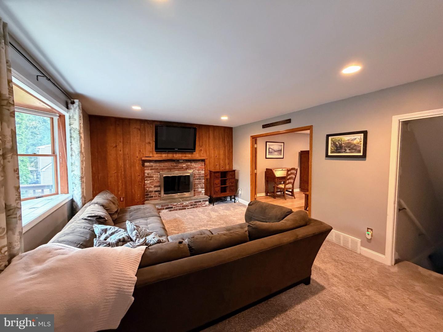 203 Brion Ln Property Photo 10