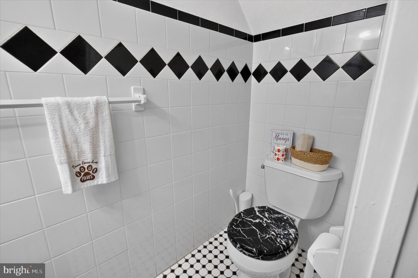 3045 Meredith Pl Property Photo 26