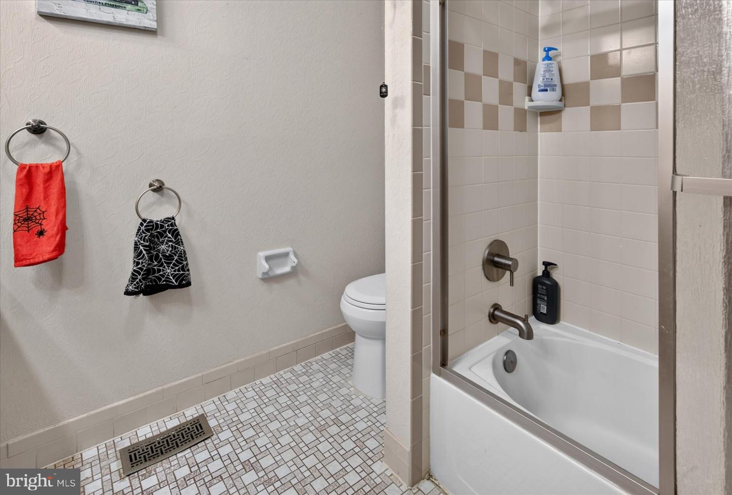 3045 Meredith Pl Property Photo 37