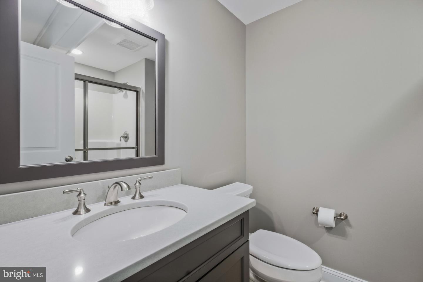 1334 Memorial Dr Property Photo 51