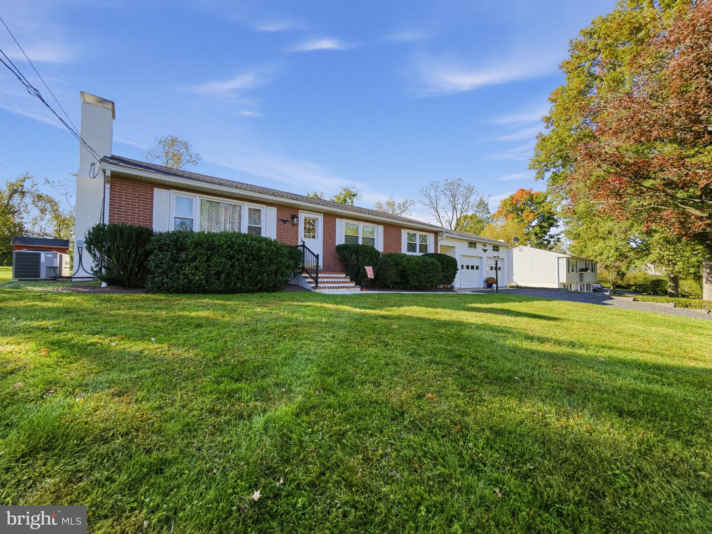 73 SUNSET DR
