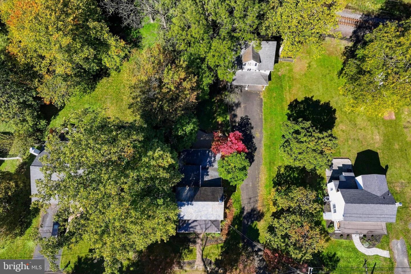 65 Mathews Ave Property Photo 37