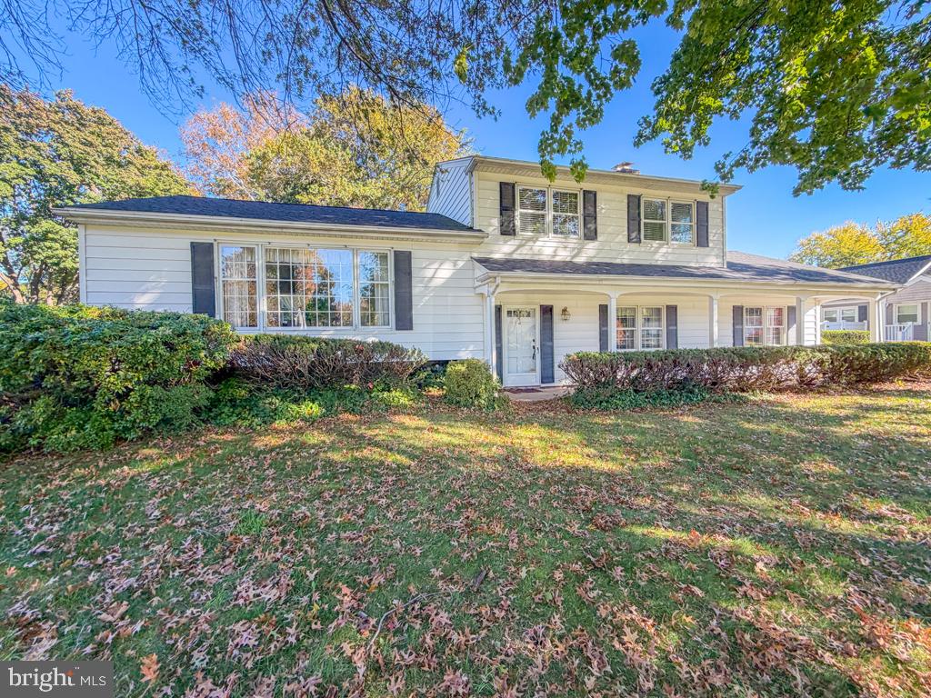 1702 S Crescent Blvd Property Photo 4