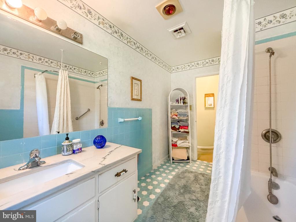 1702 S Crescent Blvd Property Photo 27