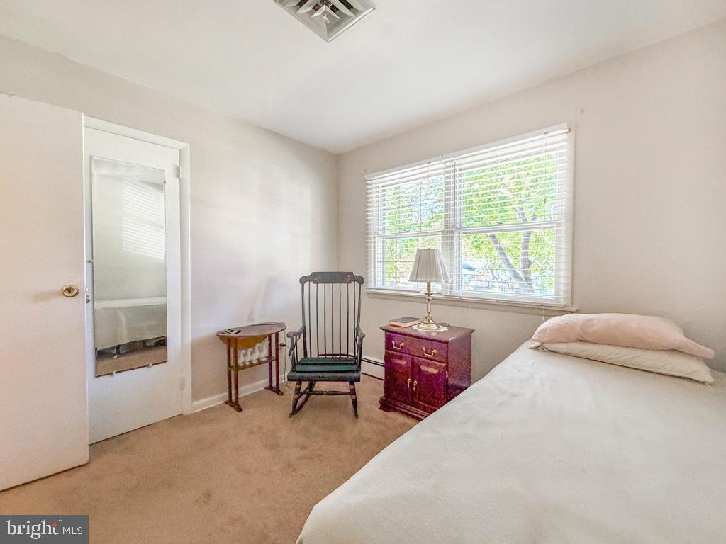 1702 S Crescent Blvd Property Photo 32