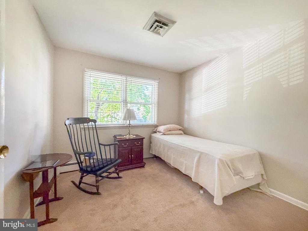 1702 S Crescent Blvd Property Photo 33