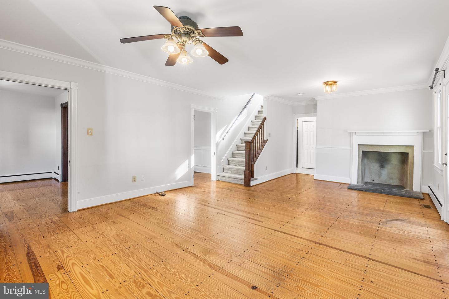 9 E College Ave Property Photo 6
