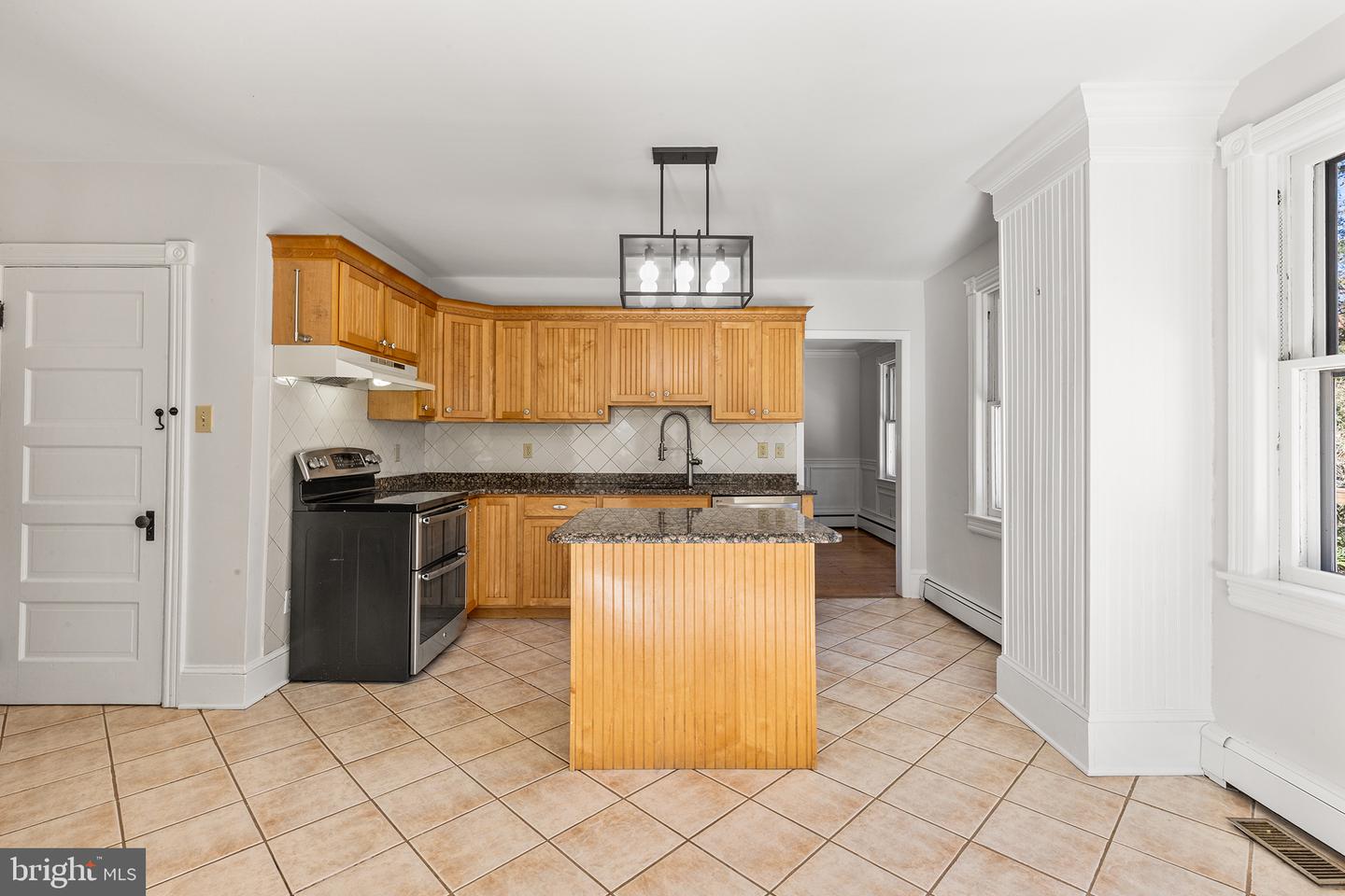 9 E College Ave Property Photo 17