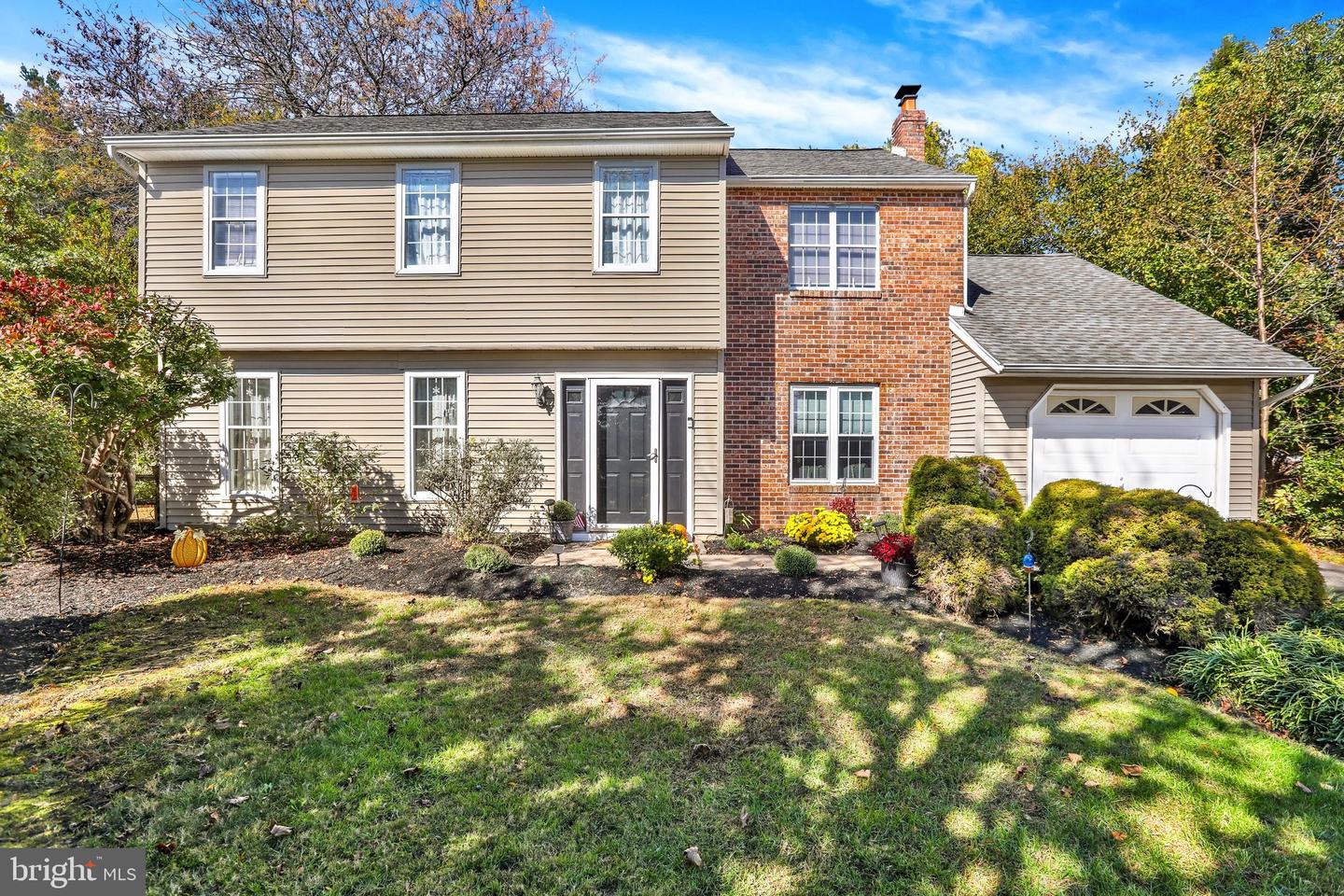 7 Andover Pl Property Photo 2