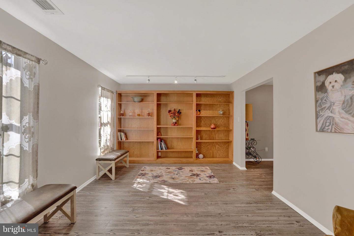7 Andover Pl Property Photo 5