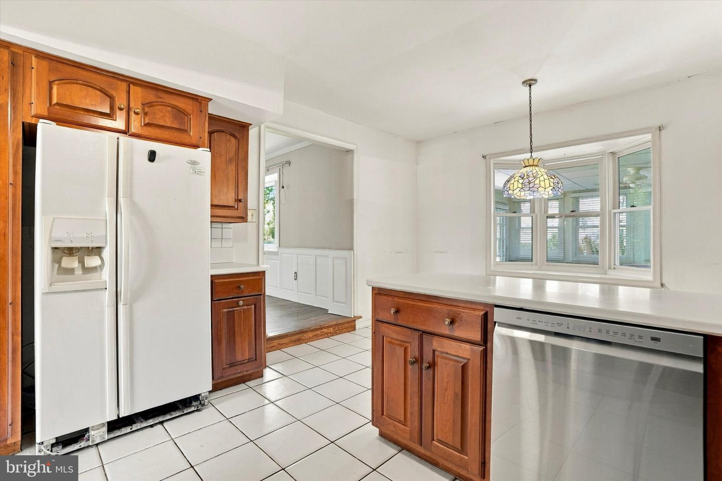 18 Averstone Dr E #e Property Photo 11