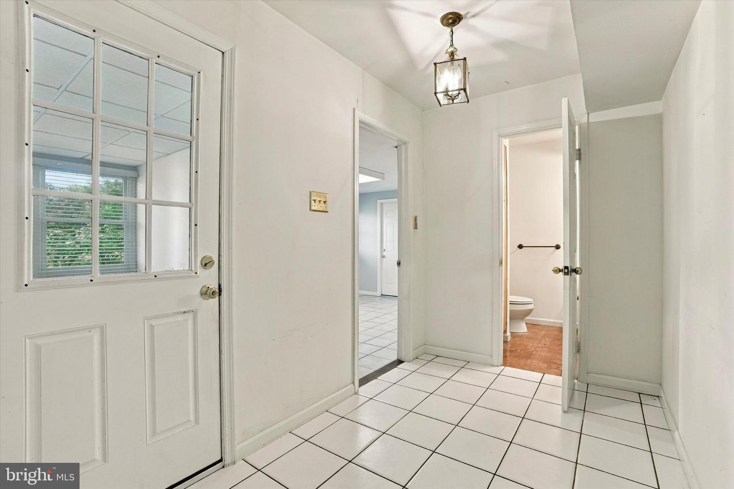 18 Averstone Dr E #e Property Photo 19