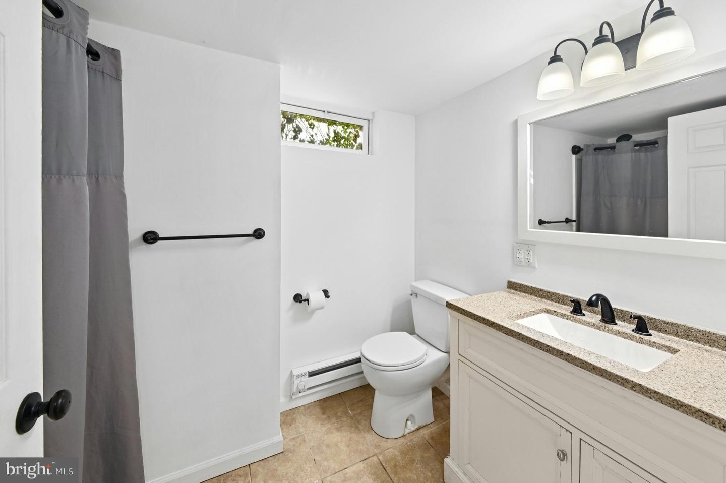 1237 River Rd Property Photo 35
