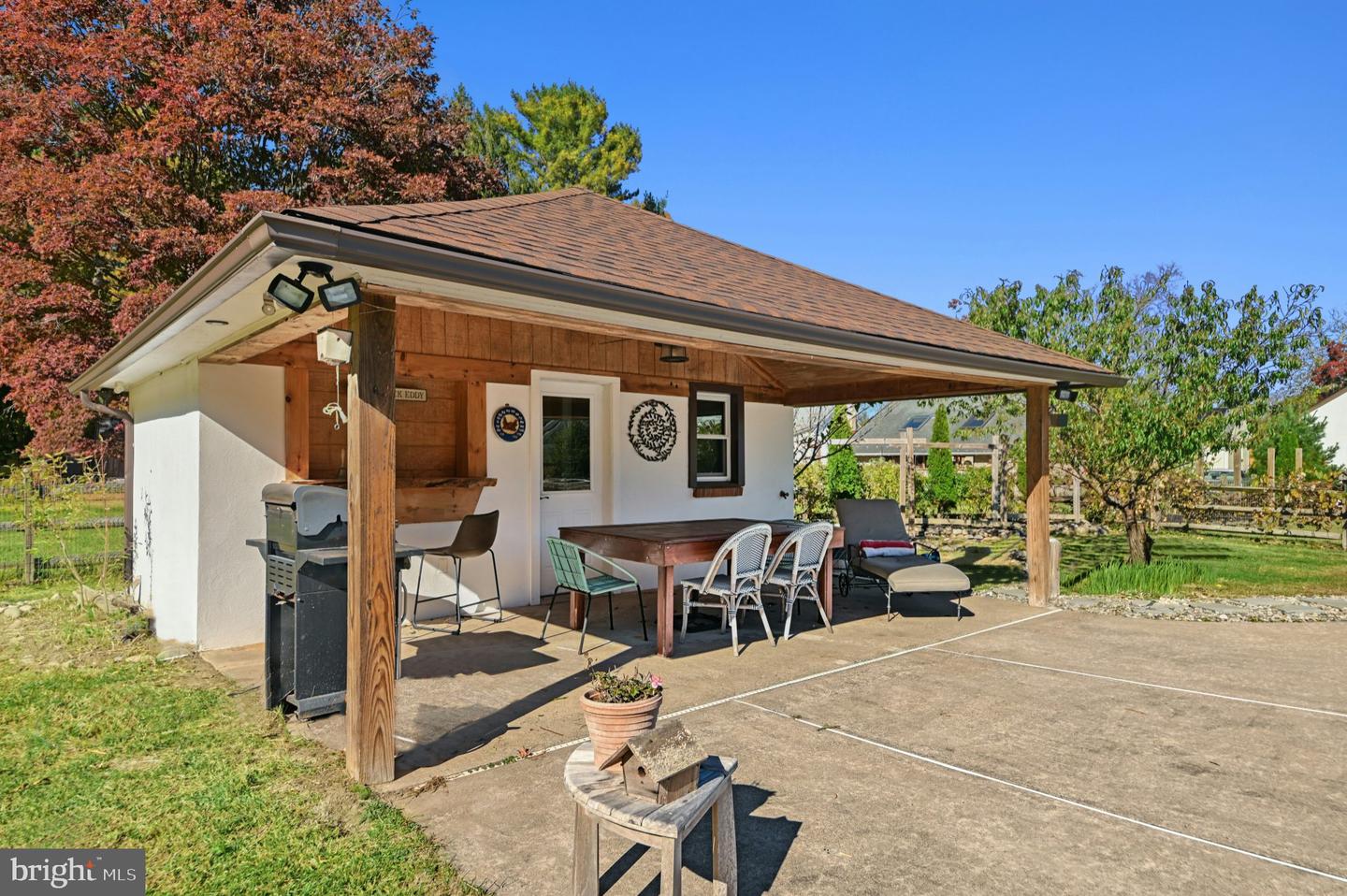 1237 River Rd Property Photo 39
