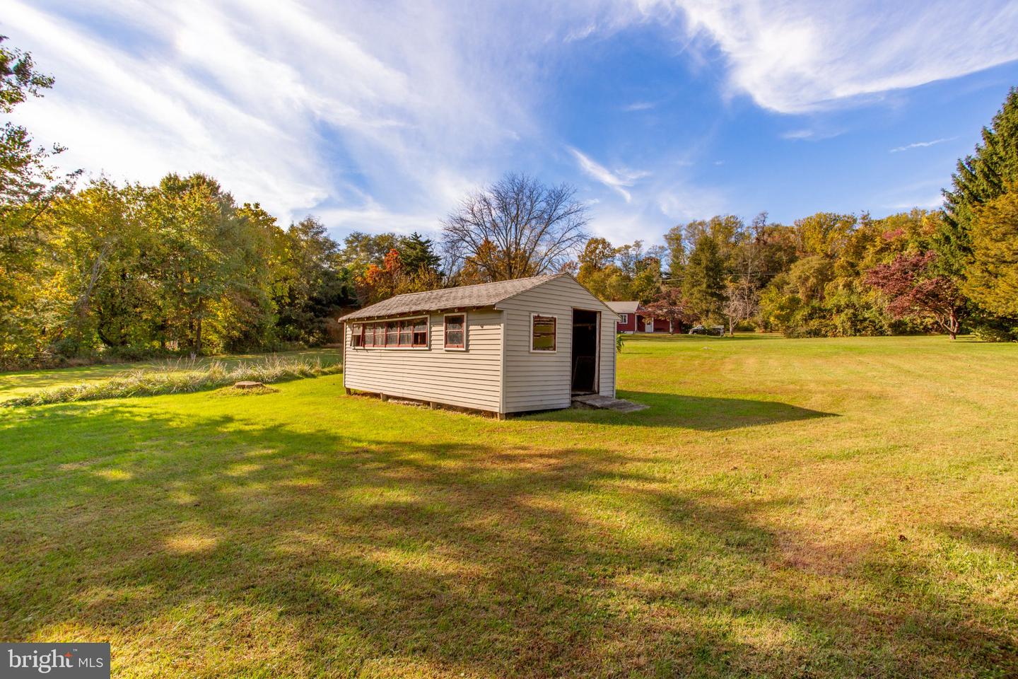 4727 Lower Mountain Rd Property Photo 34