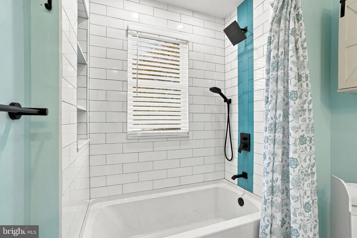 12 Nettletree Ln Property Photo 15