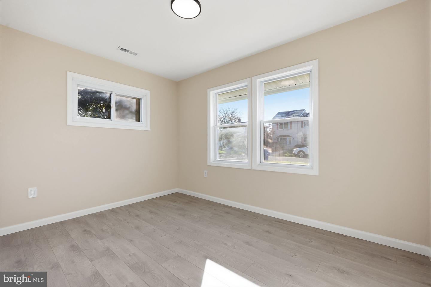 17 Idolstone Rd Property Photo 21