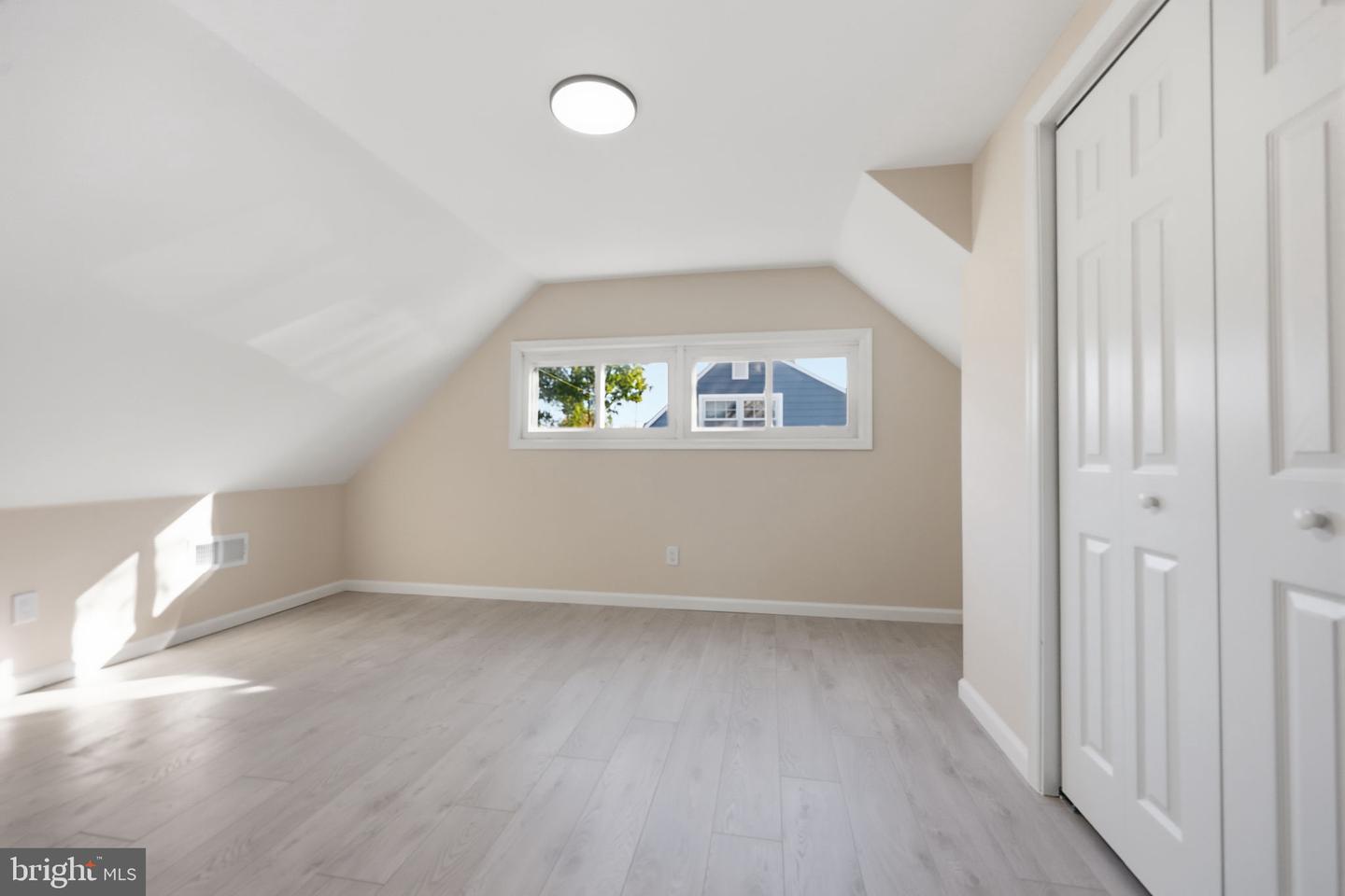 17 Idolstone Rd Property Photo 25