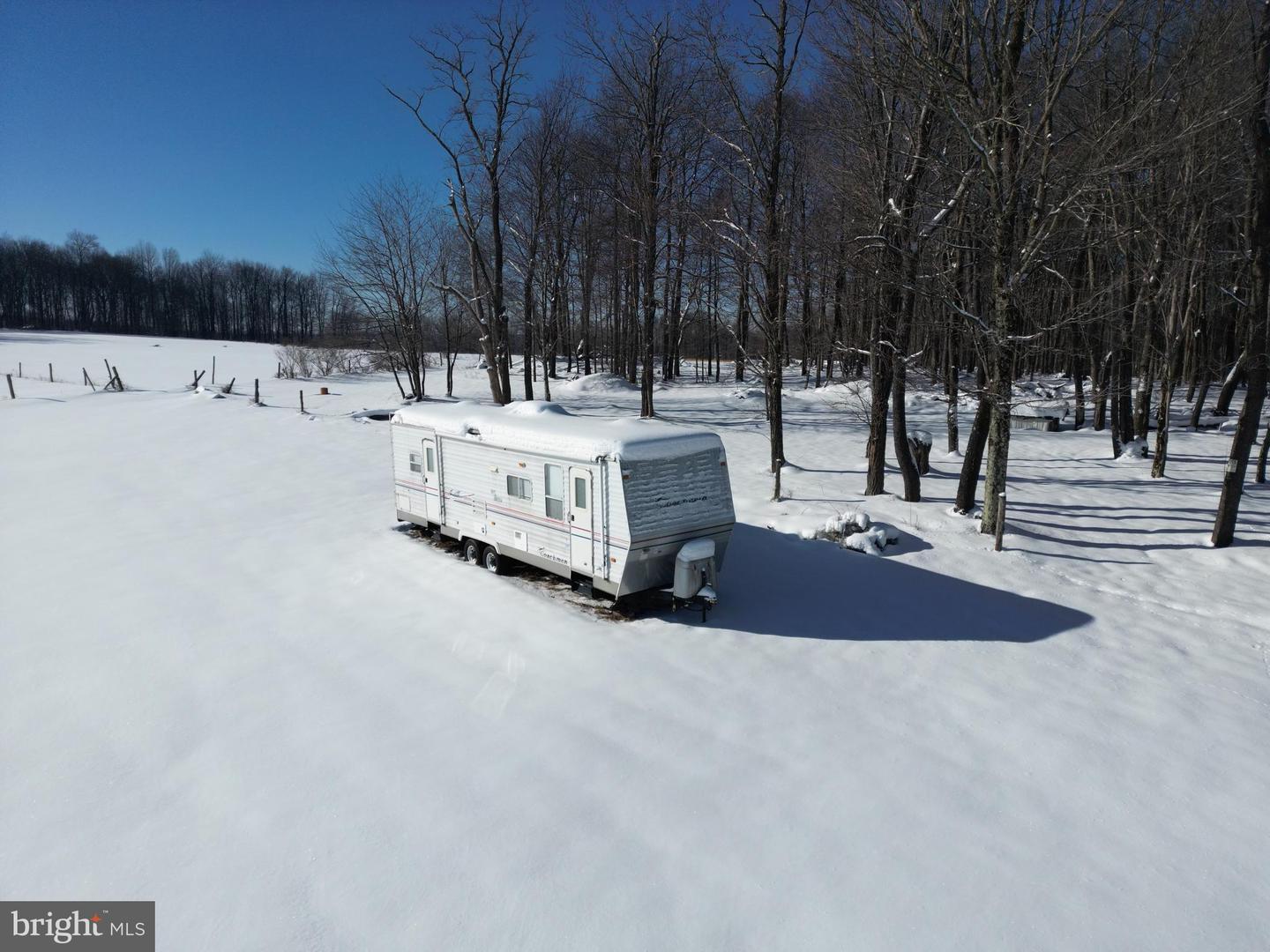 496 Scout Dam Rd Property Photo 5