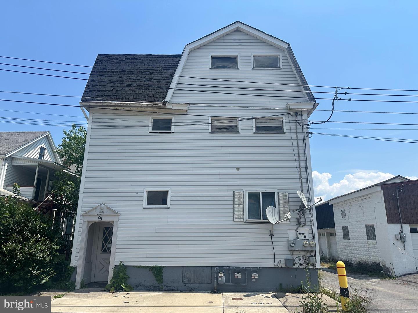 91 I St Property Photo 1