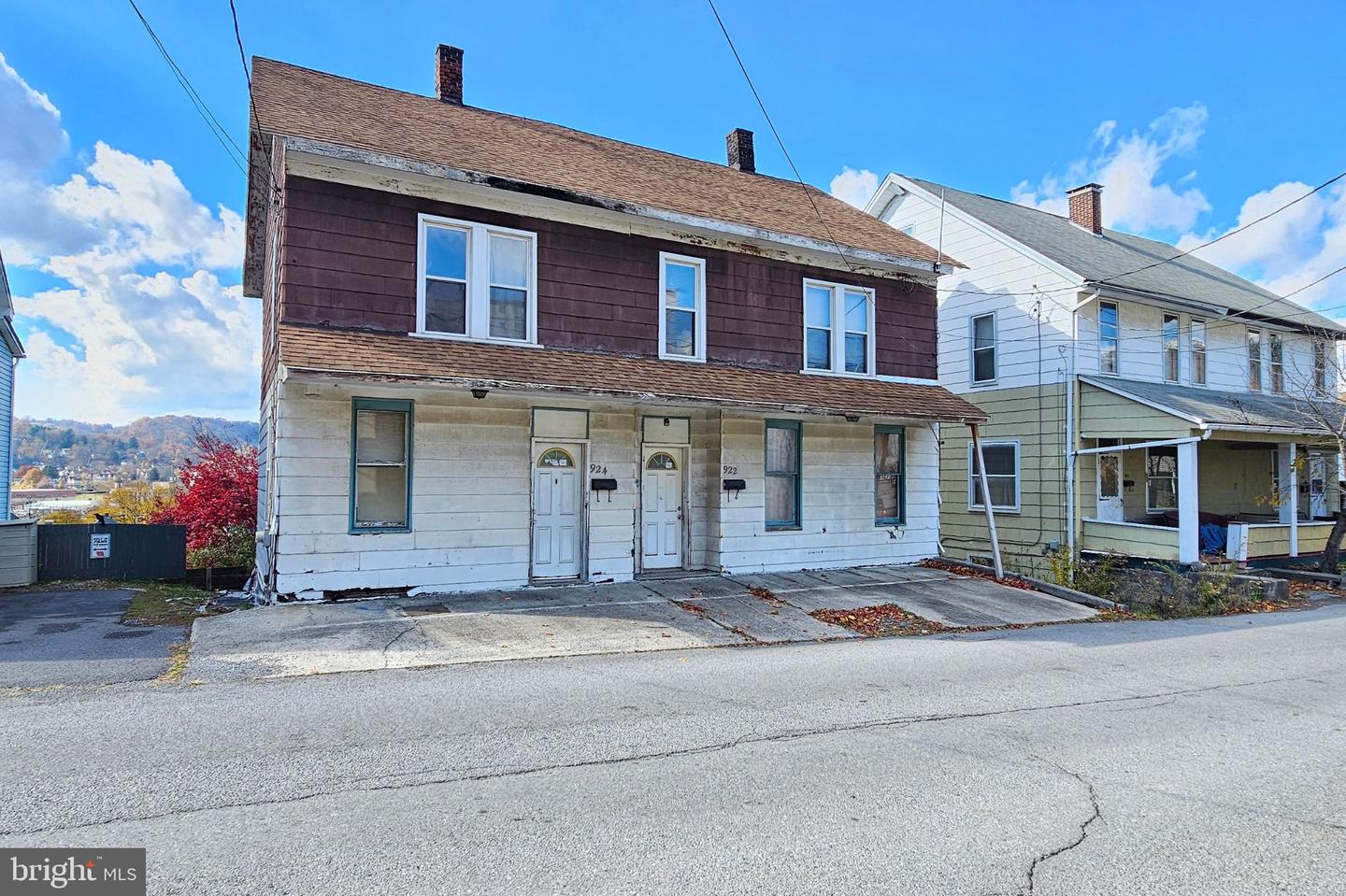 922-924 Von Lunen Road Property Photo 1