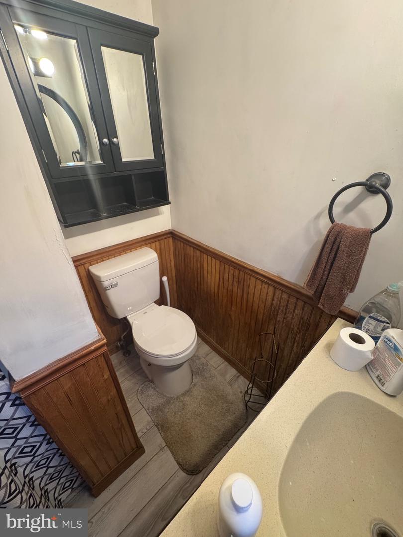 37 Drew St Property Photo 5
