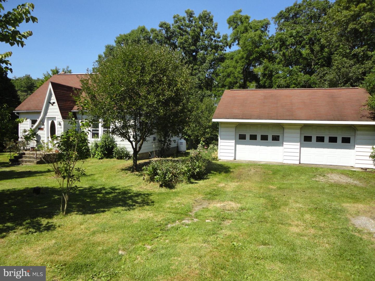 624 Plank Rd Property Photo 2