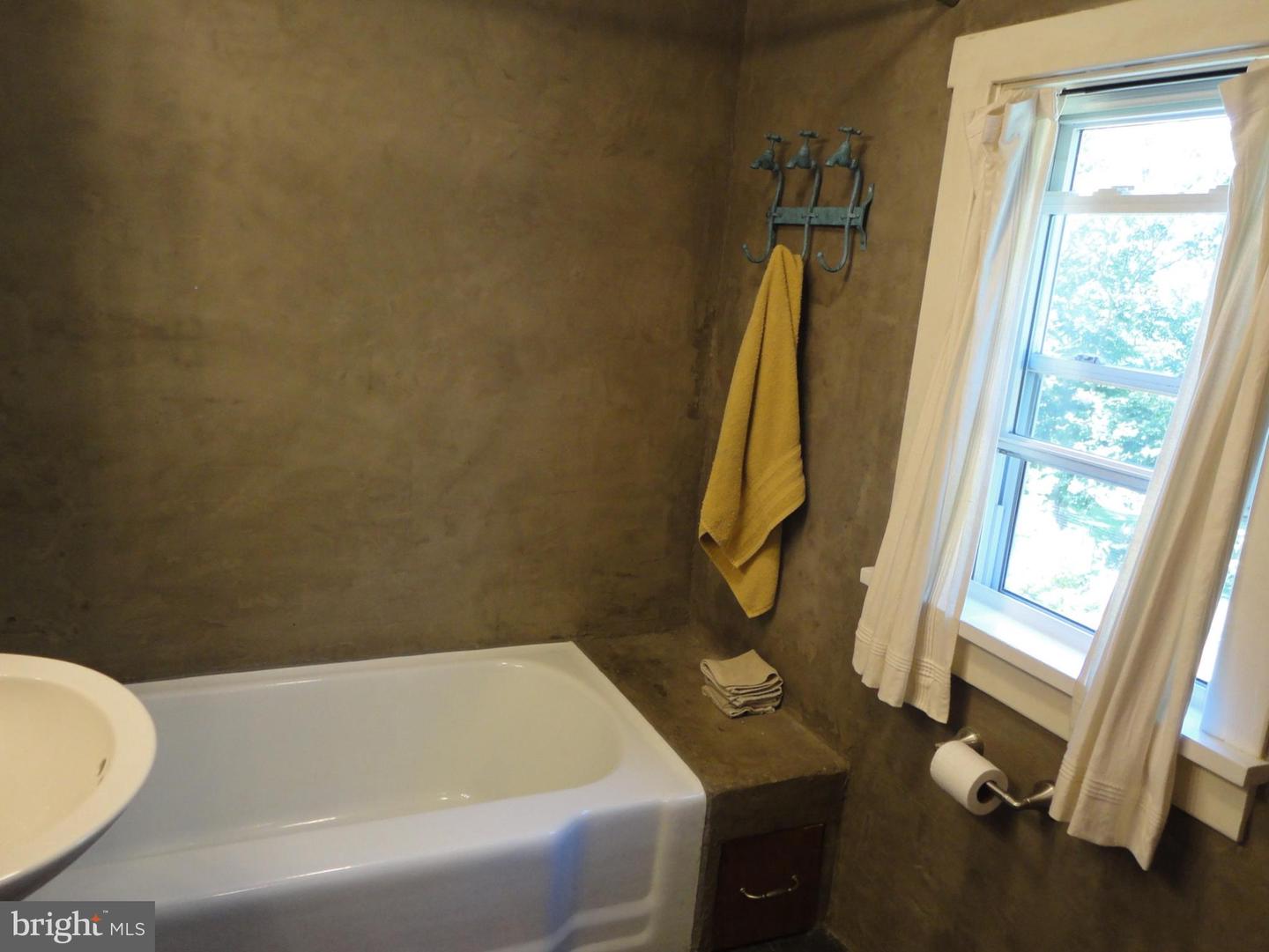 624 Plank Rd Property Photo 20