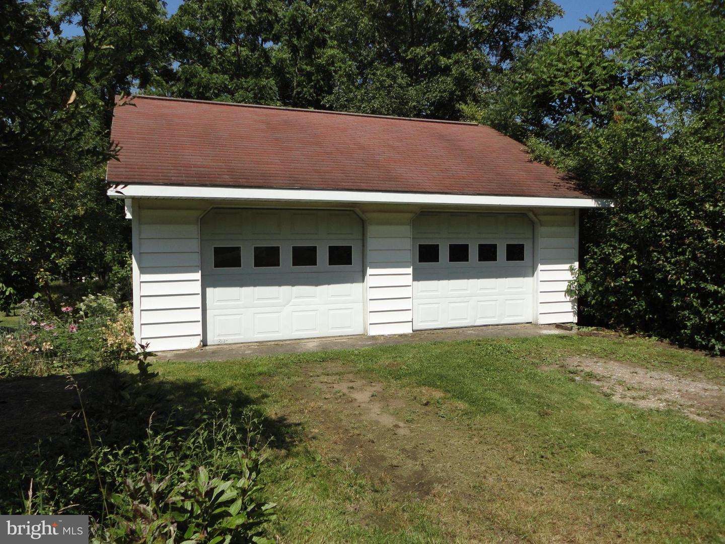 624 Plank Rd Property Photo 37