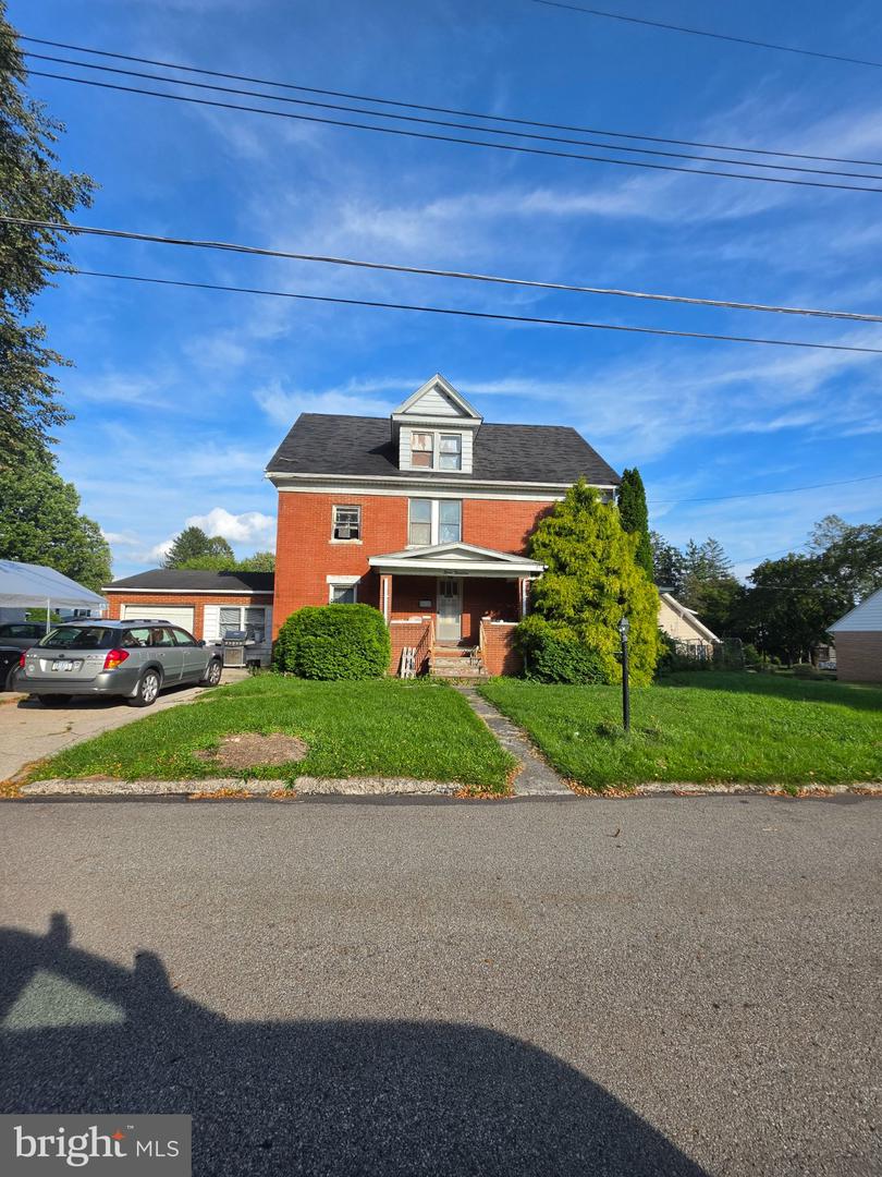 717 Case Ave Property Photo 1