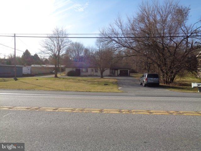 1310-1312 Holly Pike Property Photo 5