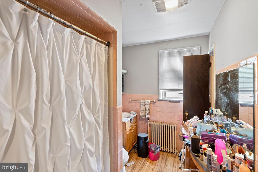 60 E King St Property Photo 10